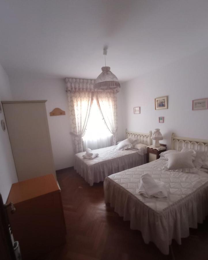 Casa Navacastellanos Villa Casarejos Luaran gambar